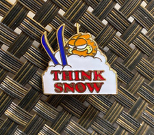 VINTAGE 1978 GARFIELD THE CAT COLLECTIBLE THINK SNOW SKI SKIING PIN RARE L@@K picture