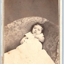 c1860s Harrisburg, Pennsylvania Cute Bright-Eyed Baby CdV Photo Card Gemmill H9 picture