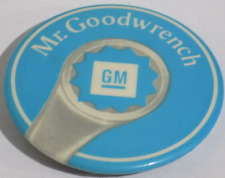 MR GOODWRENCH Vintage GM BUTTON 2
