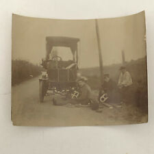 Antique Photo Photograph Print Men Fixing Early Automobile Car Vehicle Italian ? picture