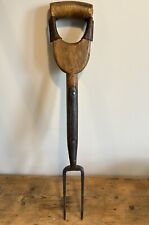 Vintage Short D Handle Garden 2 Prong Fork Turnip Beet Clay Fork Digging Tool picture