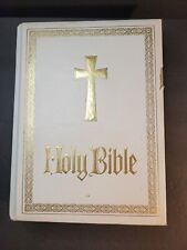 Holy Bible NAB Catholic Edition Publishers 1971 White Hardcover Regency AS IS picture