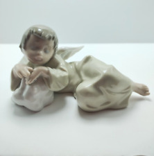 Lladro #5728 HEAVENLY DREAMER Sleeping Baby Angel No Box , 2 1/2 Tall, RETIRED picture