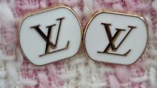 100 % Louis Vuitton   Buttons price for 2 size 20 mm logo LV picture