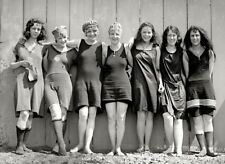 Flapper Girls Swimsuits Photo 1920s Hot Flappers Jazz Prohibition Roaring 20s picture