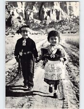 Postcard Native American Indian Children USA North America picture