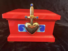 VERY RARE - SNOW WHITE HEART BOX LIMITED EDITION picture