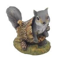 Vintage 1986 Homeco Masterpiece Porcelain Squirrel In A Log Sculpture Figurine picture