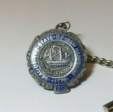NEW HAMPSHIRE Sterling Silver & Enamel '20 YEAR' Service Tie Tac, STATE SEAL, 2g picture