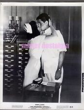 Vintage Photo 1965 Karen Sharpe kissing Jerry Lewis Disorderly Orderly picture