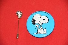 Lot of 2 vintage SNOOPY Pins pinback stick-pin stars Peanuts 1980's picture