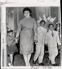 1961 Press Photo Mrs. Kwame Nkrumah & Patrice Lumumba's children in Cairo, Egypt picture