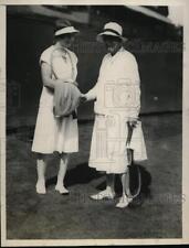 1926 Press Photo Helen Wills, Mrs Howland Davis at Seabright tennis - net22927 picture