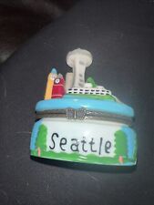 Seattle Skyline Space Needle Porcelain Hinged Trinket Box Vintage picture