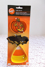 2011 Wilton 3 Piece Metal Cookie Cutter Set #2308-0105 -Pumpkin, Bat, Candy Corn picture