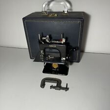Vintage Singer 20-10 Sewing Machine Original Case Sewhandy Child's 1948 picture