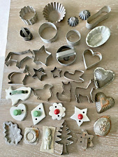 Lot 33 Vintage Metal Cookie Cutters,Molds,Santa,Animals,Biscuit,Green,Red Knob picture