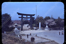 sl75 Original slide  1950 Japan  near castle entrance 349a picture