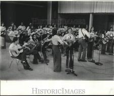 1975 Press Photo New Orleans Musicians Immaculata Guitar Group Practice picture