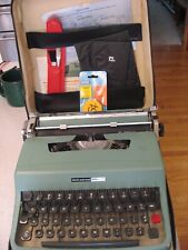 Vintage Olivetti Underwood Lettera 32 Manual Typewriter with Case and Guide picture