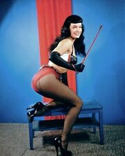 BEAUTIFUL BETTIE PAGE 8X10 Photo picture