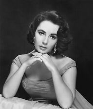BEAUTIFUL ELIZABETH TAYLOR 8x10 Glossy Photo picture