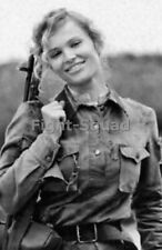 WW2 Picture Photo Russian female soldier during WWII 3183 picture