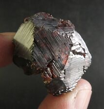 92 CARAT NATURALLY ETCHED STUNNING RED GARNET CRYSTAL @ PAKISTAN  picture