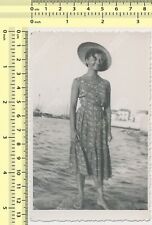 1941 Barefoot Fashionable Woman Hat Fashion Lady Pose Beach old original photo picture