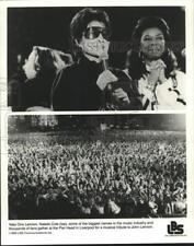 1990 Press Photo Yoko Ono with Natalie Cole in a musical tribute to John Lennon picture