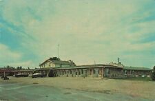 Wawasee Motel Syracuse Indiana IN Old Cars Roadside Chrome c1960 Postcard picture