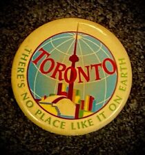 VINTAGE Button PINBACK CITY Toronto. CANADA . Rare . D-42 mm picture