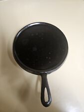 Vintage #8 B Unmarked Unbransed Cast Iron Round Skillet Griddle picture