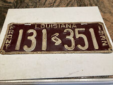 Vintage 1932 Louisiana Front License Plate with Pelican  Cajun Barn Find picture