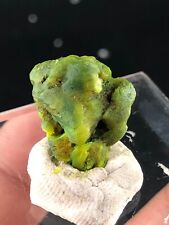 3g Natural and beautiful fluorescent minerals from China picture