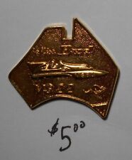 Unlimited Hydroplane-gold Miss Bud VS22 Australia shaped pin with clutch back picture