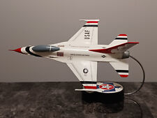 USAF Thunderbirds F-16 Fighting Falcon General Dynamics Desktop Model picture