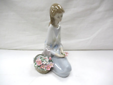 Lladro Spanish Porcelain Figurine #7607 Flower Song Nice Buy It Now Price EXC picture