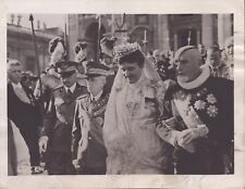 King Victor Emmanuel and Queen Elena of Italy - Pope Visit - Press Photo picture