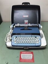 + WORKS + EXCELLENT  VINTAGE SMITH CORONA CORONET AUTOMATIC 12 TYPEWRITER W/CASE picture