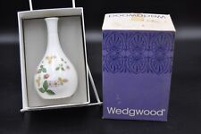 Wedgwood ‘Wild Strawberry’ Bone China Bud Vase with box picture
