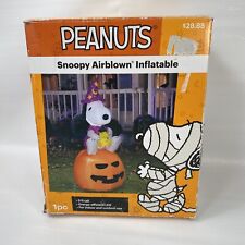 PEANUTS HALLOWEEN 5 FT witch Snoopy WOODSTOCK PUMPKIN AIRBLOWN INFLATABLE LED picture