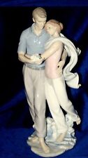 LLADRO YOU'RE EVERYTHING TO ME COUPLE FIGURINE picture