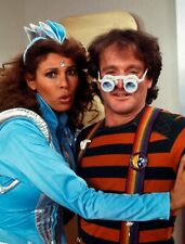 Raquel Welch and Robin Williams  13x19 Photo Poster picture
