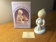PRECIOUS MOMENTS ONE STEP AT A TIME 1991 MEMBERS ONLY FIGURINE PM911 NEW picture