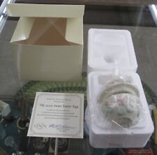 Lenox Collections 2001 Swan Easter Egg with COA & Box picture