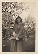 SMALL FOUND PHOTO Black And White Snapshot A WOMAN FROM THEN Original 28 11 P picture