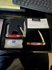 Buck Knives 373 Trio  379 Solo 2 Knife Combo Collectible Tin   New.. Never Used picture