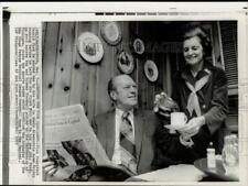 1973 Press Photo Vice President Gerald Ford and Wife at Home in Alexandria picture
