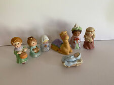 Vintage Avon Holiday Nativity 1986 Heavenly Blessings - THE HOLY FAMILY 7pc Set picture